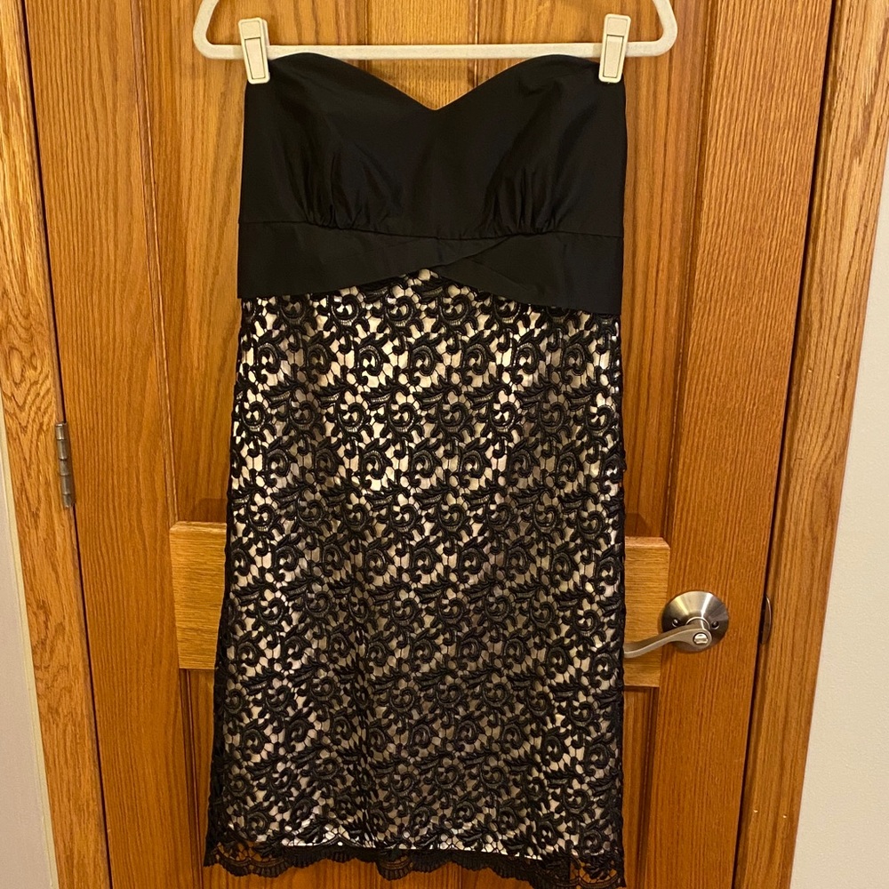 White House Black Market Strapless Black Lace Dress Prom Cocktail Size 8